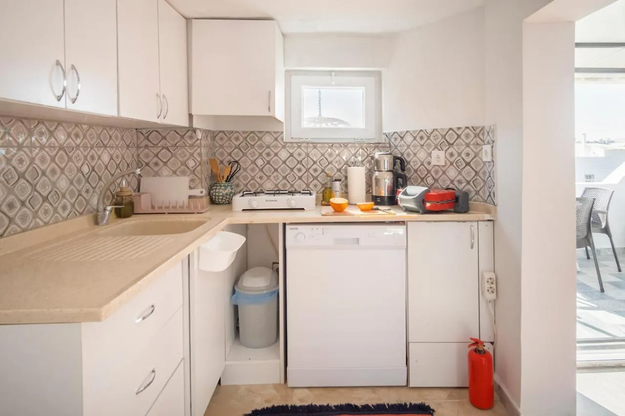 Central, Cozy, 15 Min Walk To The Beach, Fast Wi-Fi, Free Parking, 4Ppl 博德鲁姆 土耳其